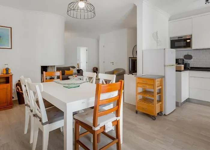 1 Bdr Vilamoura Escape W Patio By Lovelystay *
