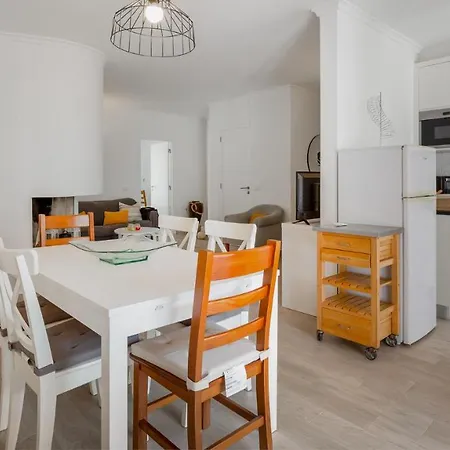 1 Bdr Vilamoura Escape W Patio By Lovelystay *