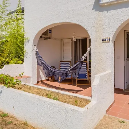 1 Bdr Vilamoura Escape W Patio By Lovelystay *