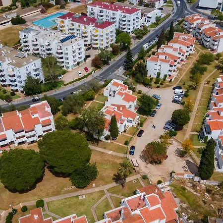 1 Bdr Vilamoura Escape W Patio By Lovelystay * Quarteira