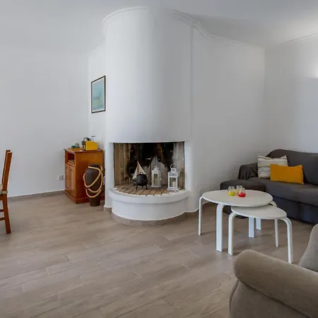 1 Bdr Vilamoura Escape W Patio By Lovelystay * Quarteira