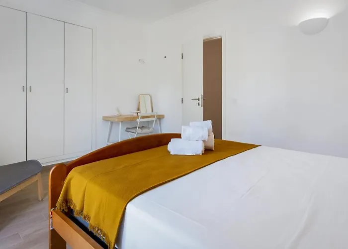 1 Bdr Vilamoura Escape W Patio By Lovelystay *